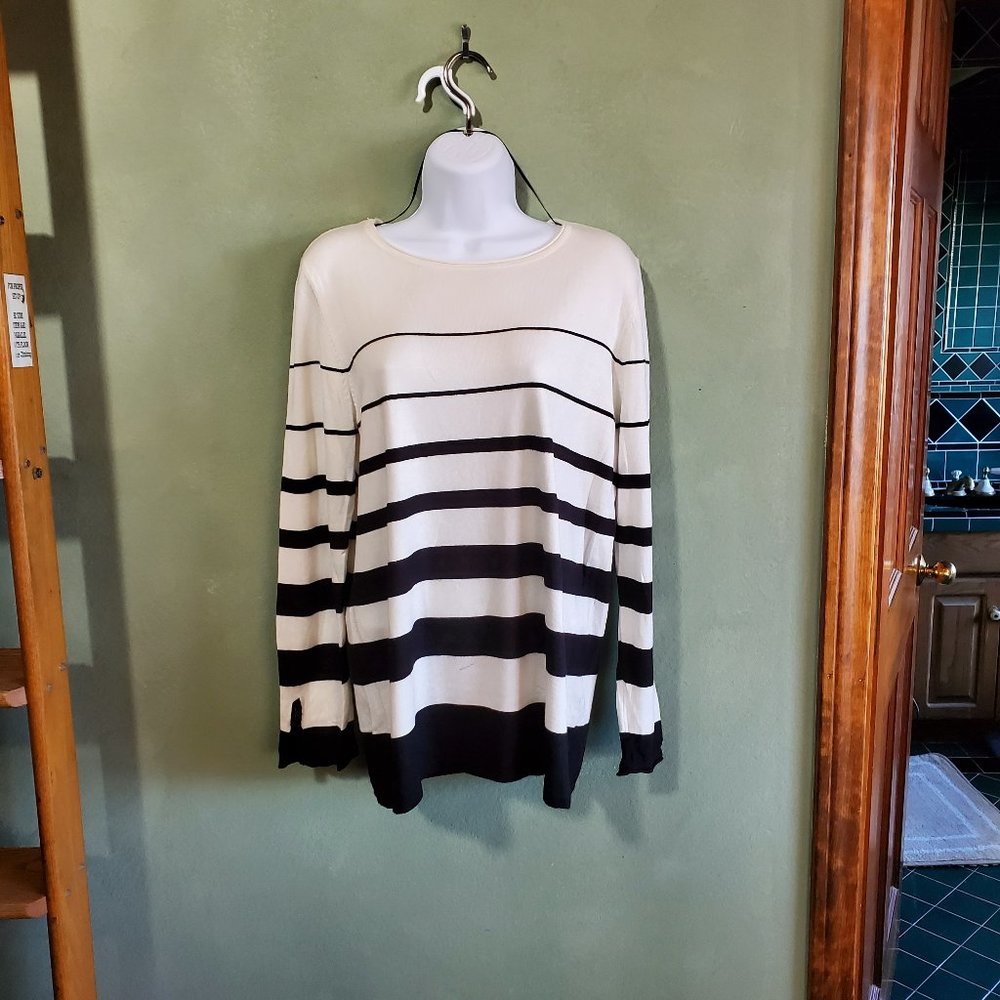 Long Sleeve Black and White Sweater